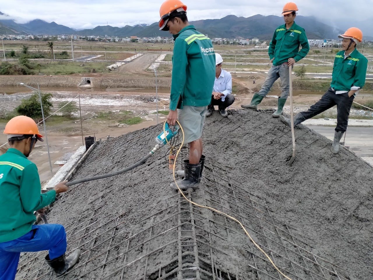 thời gian tháo cốp pha sàn mái